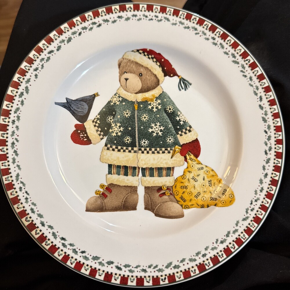 Vintage 1998 Debbie Mumm Christmas Bears Sakura Plate Appetizer Salad 8.25”